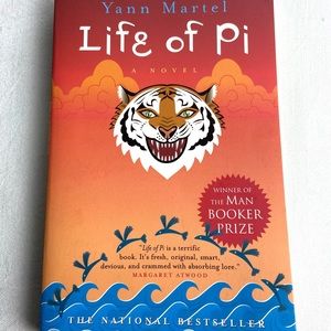 Life of Pi by Yann Martel - Paperback -Like New